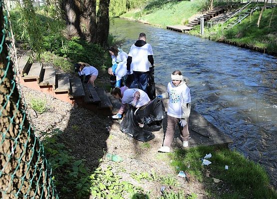 Sprzątanie Rzeki Łeby 2025