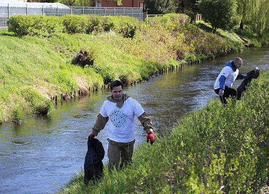 Sprzątanie Rzeki Łeby 2025