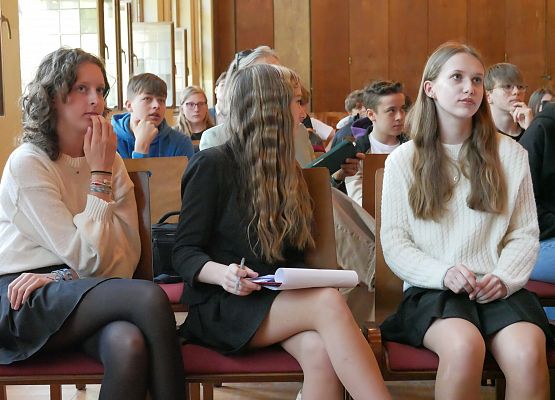 Młodzieżowe debaty