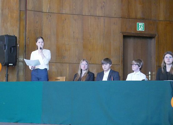 Młodzieżowe debaty