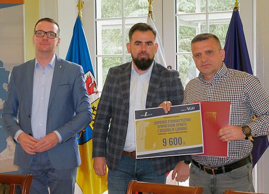 Podpisanie umów grantowych