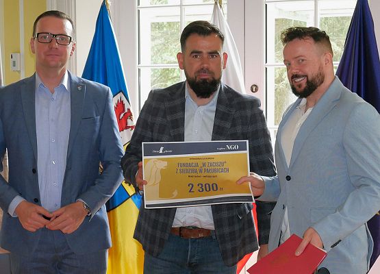 Podpisanie umów grantowych