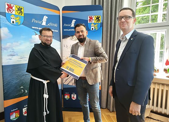 Podpisanie umowy i przekazanie