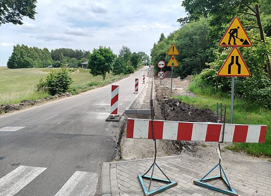 Prace przy przebudowie ul.