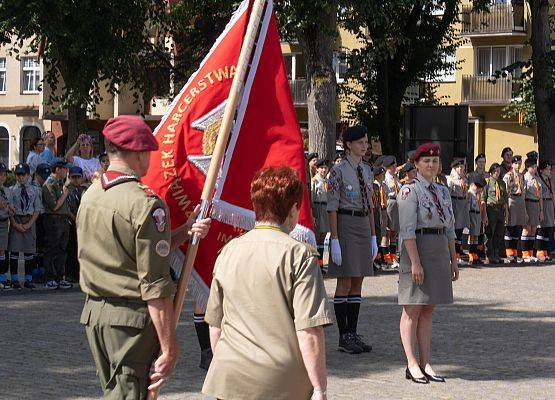 Nowy sztandar i „pamięć