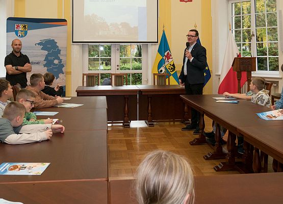 Młodzi mieszkańcy powiatu z