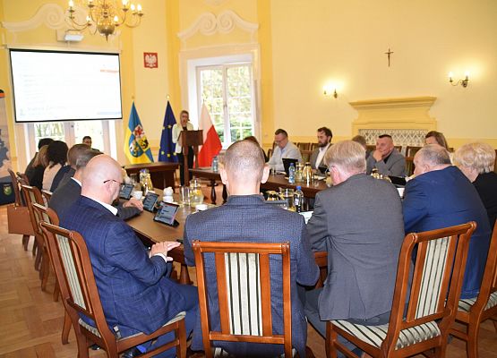 Trwa XV Sesja Rady Powiatu