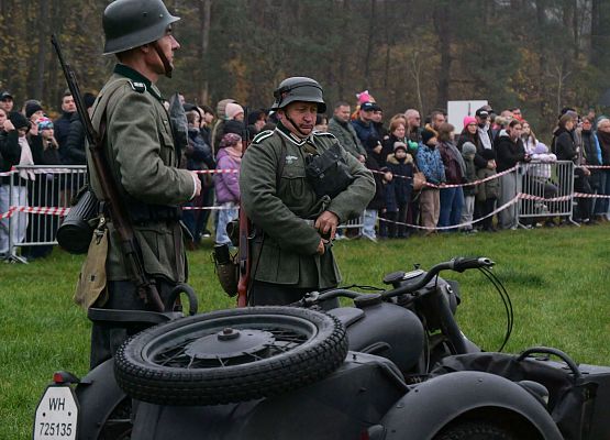 Widowisko plenerowe "Nie