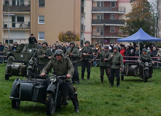 Widowisko plenerowe "Nie