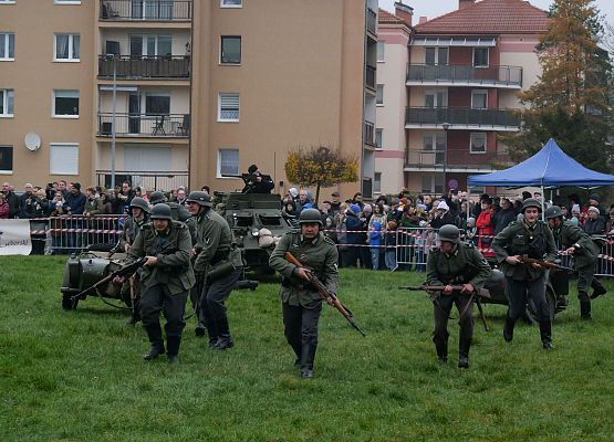 Widowisko plenerowe "Nie