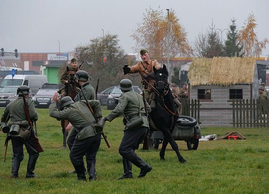 Widowisko plenerowe "Nie