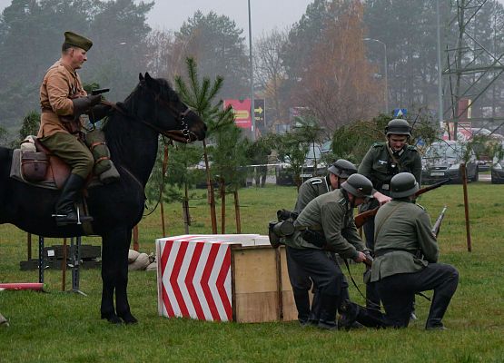 Widowisko plenerowe "Nie