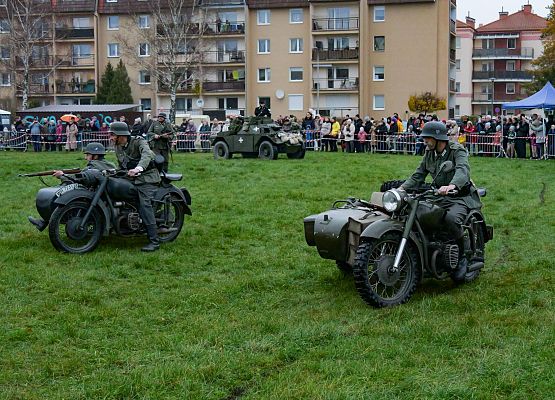 Widowisko plenerowe "Nie