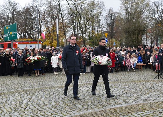 Uroczystości pod Obeliskiem