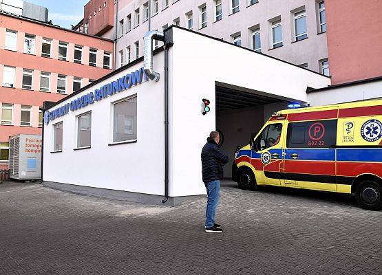 Nowy budynek dla ambulansów