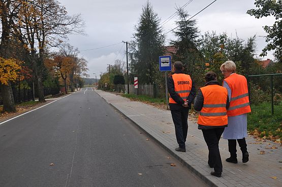 Nowa nawierzchnia drogi nr