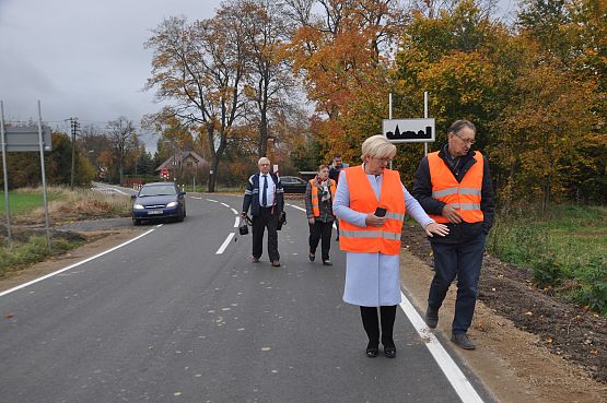 Nowa nawierzchnia drogi nr